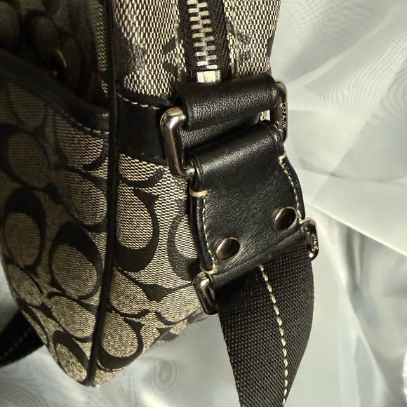 Coach Heritage Stripe Flight Shoulder Bag - Picture 8 of 10